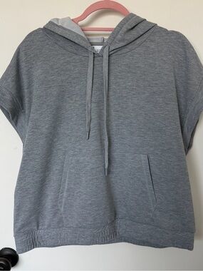 Fit Collective Short Sleeve Hoodie Size XL